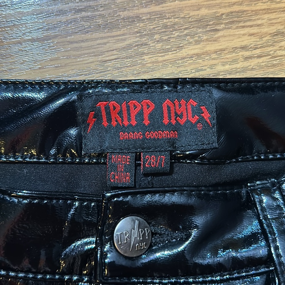 🆕 Tripp NYC High Waisted Vinyl Shorts - Picture 5 of 6